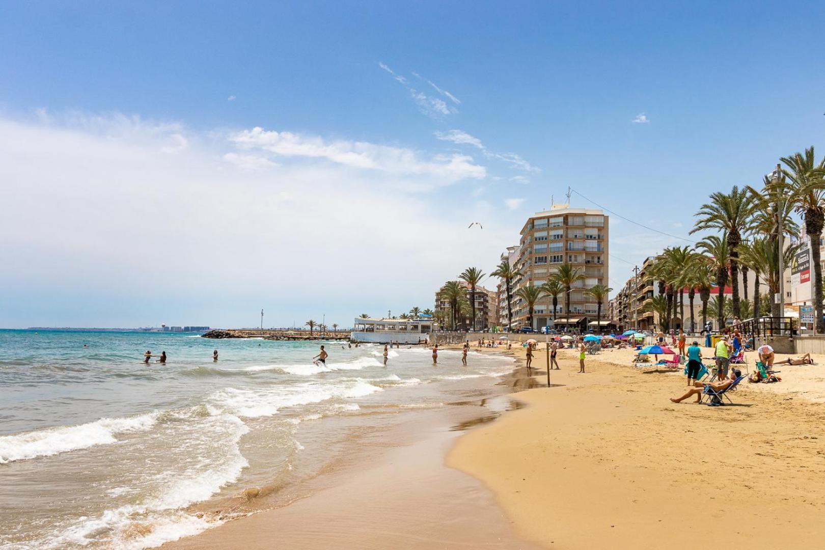 Calle Concordia 86, Two Bedroom Apartment, Up To 6 Guests, Near Del Cura Beach,Supermarket Mercadona And Central Bus Station تورّيفيِخا المظهر الخارجي الصورة