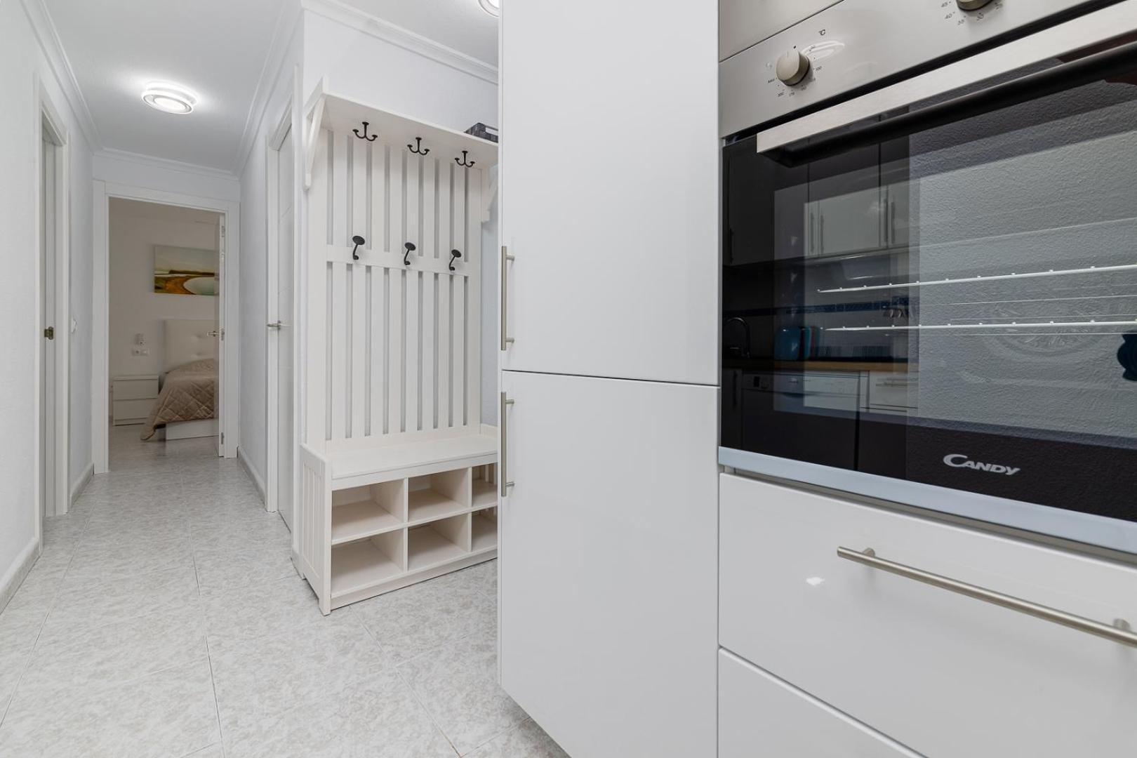 Calle Concordia 86, Two Bedroom Apartment, Up To 6 Guests, Near Del Cura Beach,Supermarket Mercadona And Central Bus Station تورّيفيِخا المظهر الخارجي الصورة