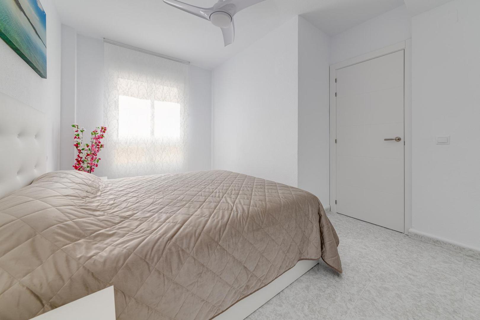 Calle Concordia 86, Two Bedroom Apartment, Up To 6 Guests, Near Del Cura Beach,Supermarket Mercadona And Central Bus Station تورّيفيِخا المظهر الخارجي الصورة